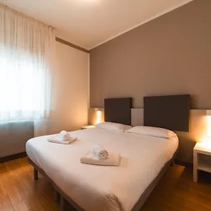 2* Hotel Del Corso