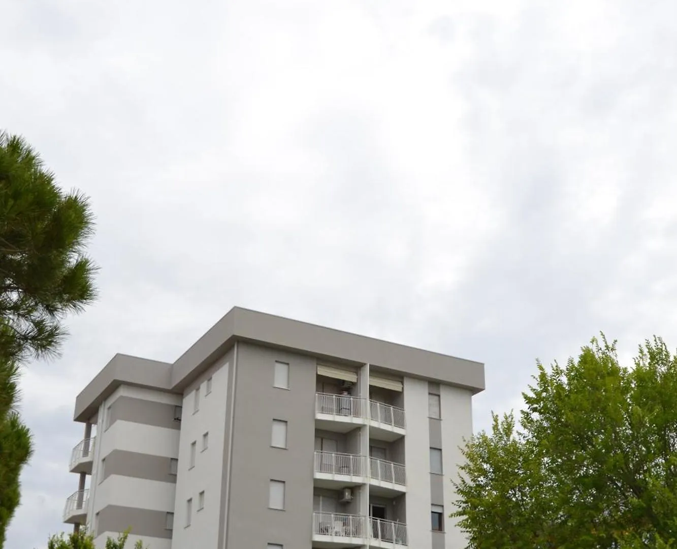 Lion Apartment Bibione 0*,  Italy